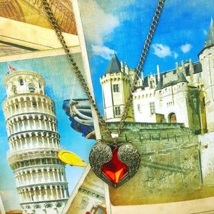 'Hearts of Fire' Fashion Necklace